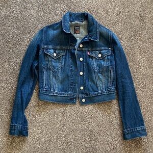 Levi’s Cropped Denim Jacket